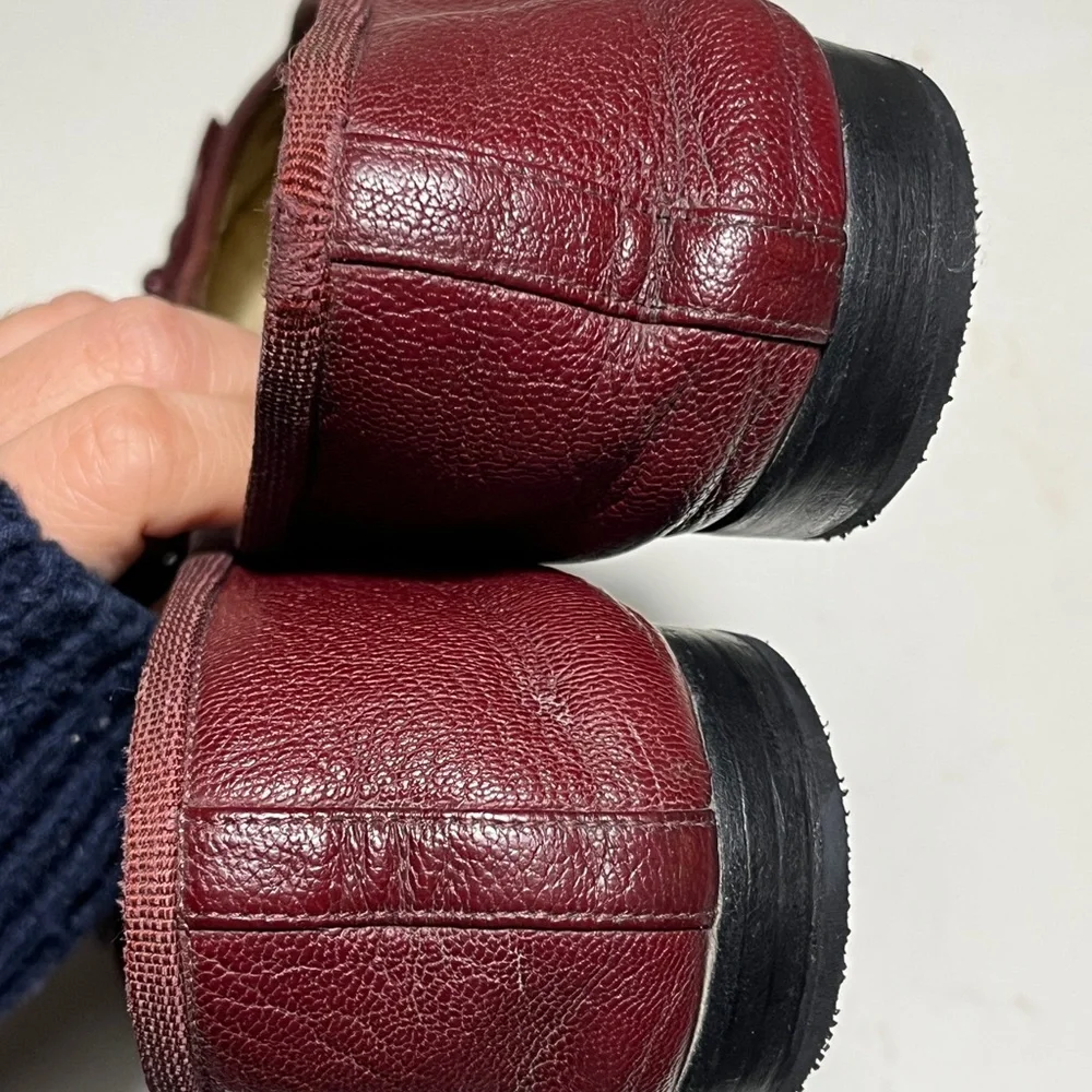 CHANEL Women's Dark Red Leather Flats - Picture 13 of 16